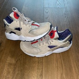 Nike Huarache Run “Moon Landing” NASA Shoe